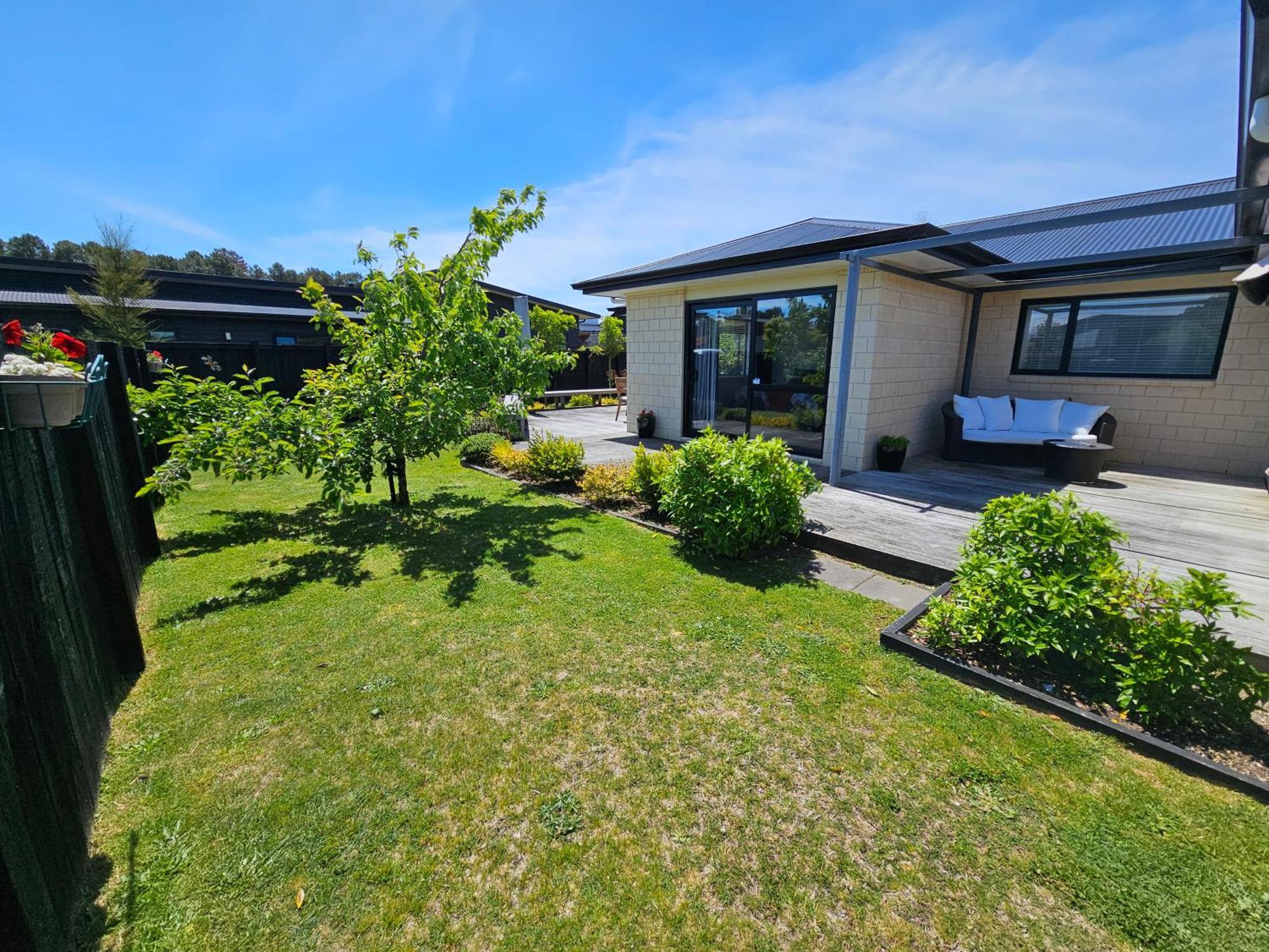 10 @ Wai Matangi Villa Turangi Eksteriør billede